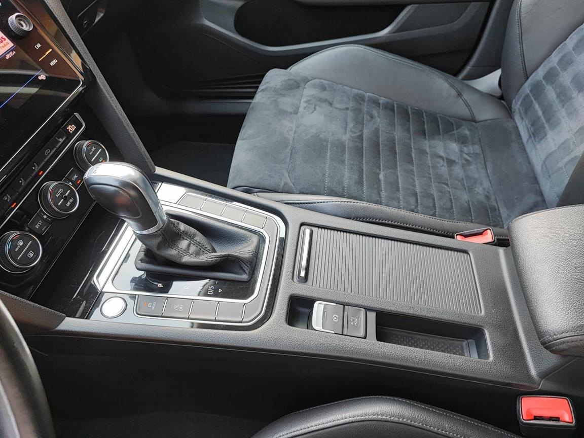 Messenger_creation_185D6EA4-218B-43E6-8CC4-F7EFAB6A075E (Copy)